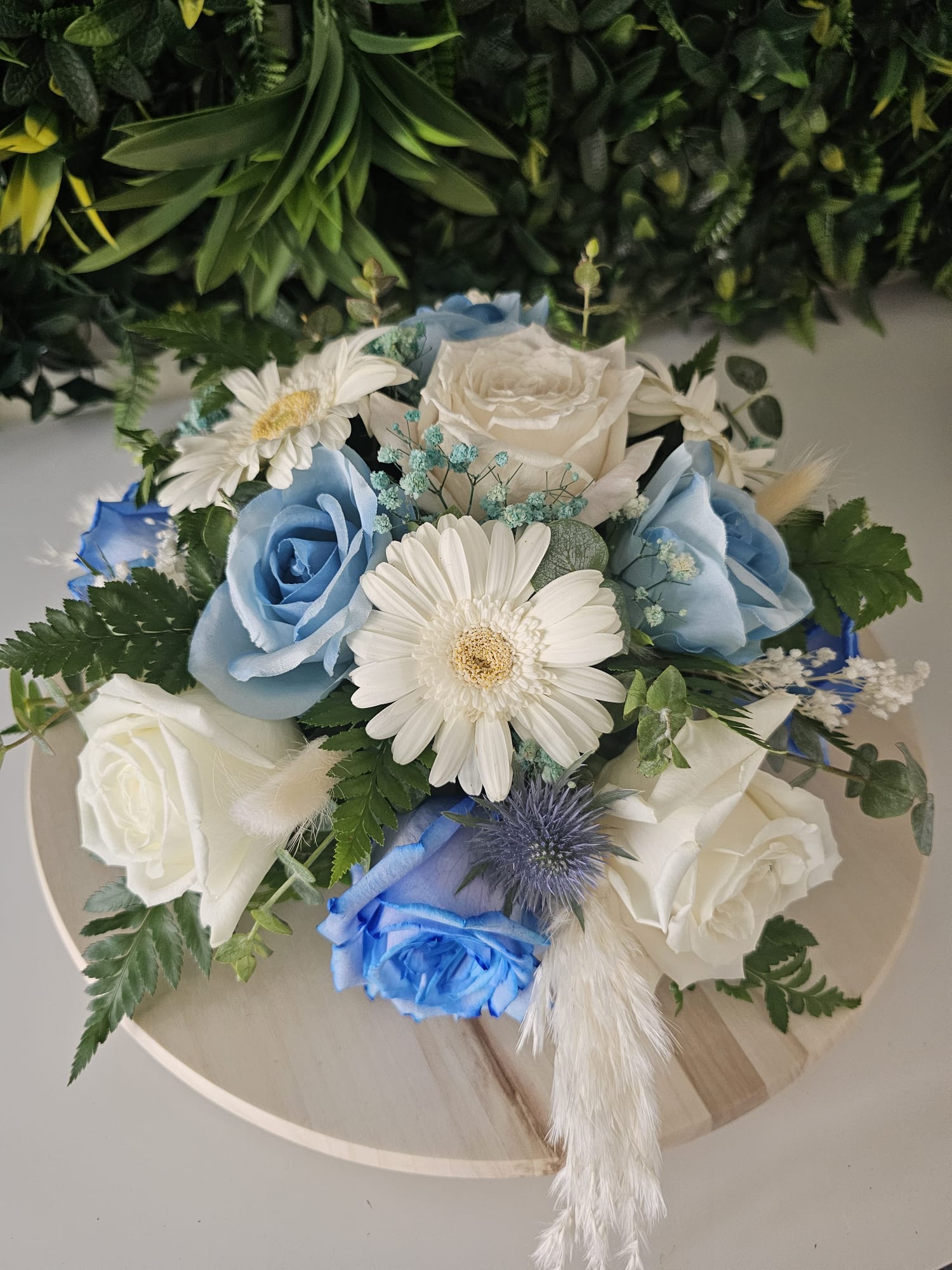 Wedding day floral details by Making It Bloom